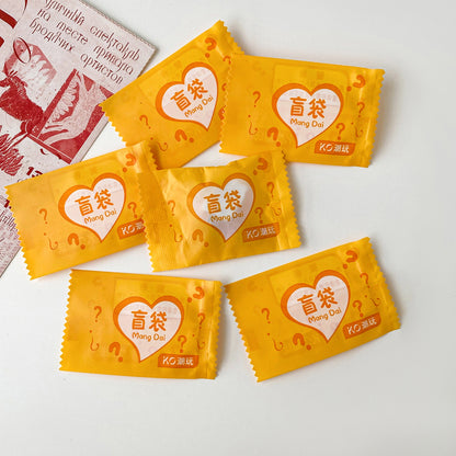 “Top-Rated Mystery Gift Blind Bag Keychain – 10 Styles Surprise!”